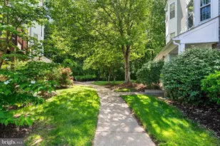 4315 Hackney Coach Ln, Fairfax, VA 22030 - Photo 39