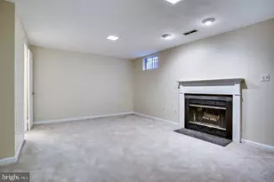11793 Great Owl Cir, Reston, VA 20194 - Photo 19