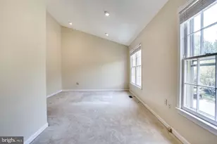 11793 Great Owl Cir, Reston, VA 20194 - Photo 13