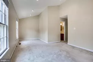 11793 Great Owl Cir, Reston, VA 20194 - Photo 11