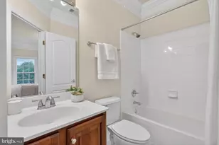 1084 Mill Field Ct, Great Falls, VA 22066 - Photo 37