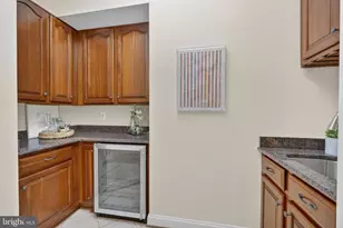 1084 Mill Field Ct, Great Falls, VA 22066 - Photo 19
