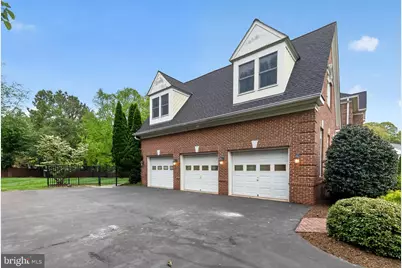 1084 Mill Field Court, Great Falls, VA 22066 - Photo 3
