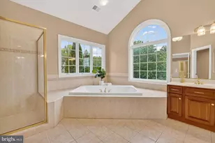 1084 Mill Field Ct, Great Falls, VA 22066 - Photo 27