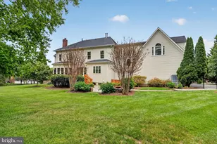 1084 Mill Field Ct, Great Falls, VA 22066 - Photo 55