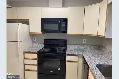2822 Lee Oaks Place #101, Falls Church, VA 22046 - Photo 15