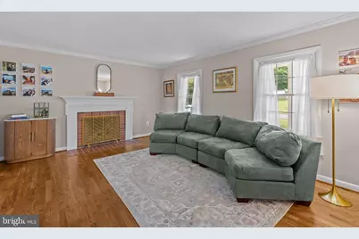 4404 Arcross Court, Alexandria, VA 22310 - Photo 7