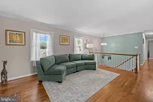 4404 Arcross Ct, Alexandria, VA 22310 - Photo 9