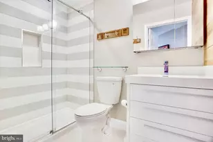 1931 Crescent Park Dr, Reston, VA 20190 - Photo 11