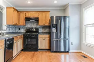 7725 Hickory Glen Way, Springfield, VA 22153 - Photo 5