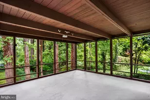 6538 Oakwood Dr, Falls Church, VA 22041 - Photo 43