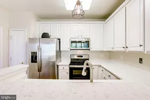 12190 Abington Hall Pl, Reston, VA 20190 - Photo 13