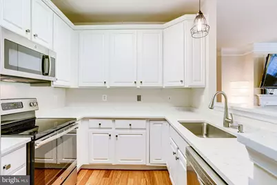12190 Abington Hall Place #203, Reston, VA 20190 - Photo 11
