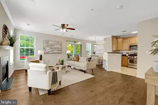 13086 Marcey Creek Rd, Herndon, VA 20171 - Photo 5