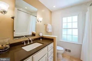 11910 Winstead Ln, Reston, VA 20194 - Photo 35