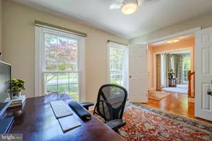 11910 Winstead Ln, Reston, VA 20194 - Photo 17