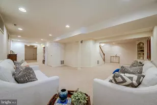 11910 Winstead Ln, Reston, VA 20194 - Photo 41