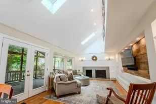 11910 Winstead Ln, Reston, VA 20194 - Photo 13