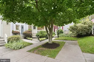 1686 Oaktree Ct, Reston, VA 20194 - Photo 19