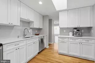 5917 Beech Tree Dr, Alexandria, VA 22310 - Photo 11