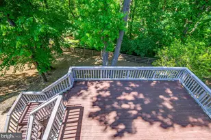 2692 Glencroft Rd, Vienna, VA 22181 - Photo 47