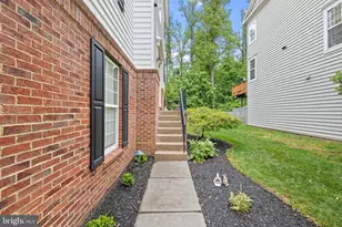 12654 Heron Ridge Dr, Fairfax, VA 22030 - Photo 3