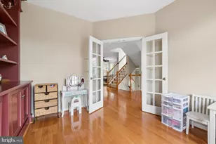 12654 Heron Ridge Dr, Fairfax, VA 22030 - Photo 19