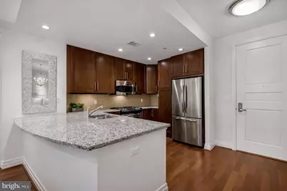 8220 Crestwood Heights Drive #314, McLean, VA 22102 - Photo 3