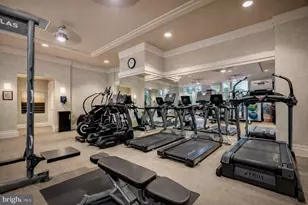 8220 Crestwood Heights Dr, McLean, VA 22102 - Photo 21