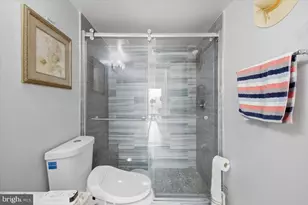1800 Old Meadow Rd, McLean, VA 22102 - Photo 25