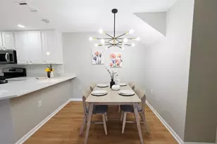 11345 Aristotle Dr, Fairfax, VA 22030 - Photo 7