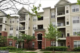 11345 Aristotle Dr, Fairfax, VA 22030 - Photo 19