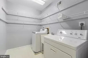 3009 Barden Oaks Ct, Oakton, VA 22124 - Photo 25