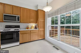 3009 Barden Oaks Ct, Oakton, VA 22124 - Photo 15