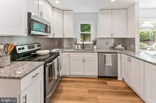 4863 Cove Rd, Fairfax, VA 22032 - Photo 19