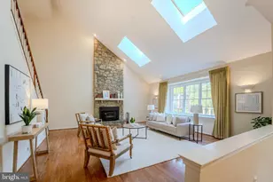 1355 Tunwell Stable Ct, Reston, VA 20194 - Photo 3