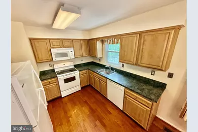 10313 Latney Road, Fairfax, VA 22032 - Photo 17