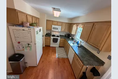 10313 Latney Road, Fairfax, VA 22032 - Photo 11
