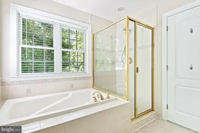 2202 Sarah Woods Court, Vienna, VA 22182 - Photo 25