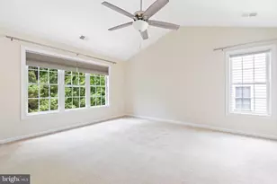 2202 Sarah Woods Ct, Vienna, VA 22182 - Photo 23