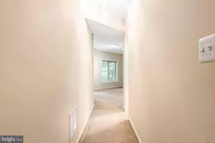 2202 Sarah Woods Ct, Vienna, VA 22182 - Photo 41