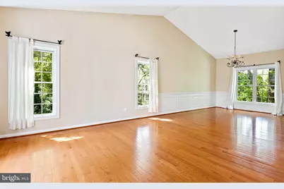2202 Sarah Woods Court, Vienna, VA 22182 - Photo 5