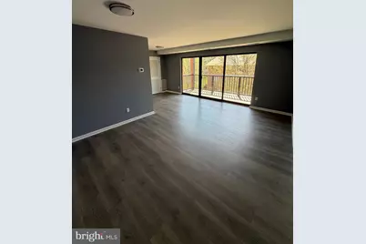 2754 Hollywood Road #202, Falls Church, VA 22043 - Photo 3