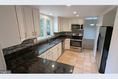 1835 Batten Hollow Road, Vienna, VA 22182 - Photo 17
