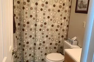 9207 Beachway Ln, Springfield, VA 22153 - Photo 15