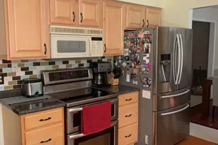 9207 Beachway Ln, Springfield, VA 22153 - Photo 11