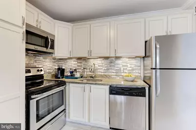 3800 Powell Lane #710, Falls Church, VA 22041 - Photo 15