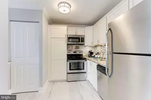 3800 Powell Ln, Falls Church, VA 22041 - Photo 13