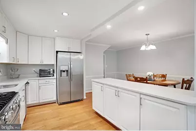 7558 Park Lane, Annandale, VA 22003 - Photo 7