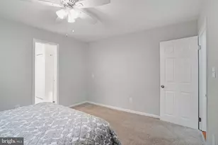 7558 Park Ln, Annandale, VA 22003 - Photo 23